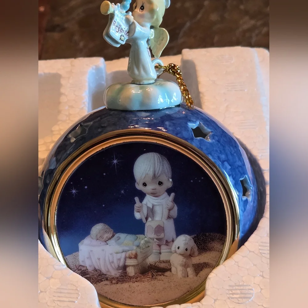 Precious Moments A Savior Is Born Christmas Ornament Set of 2 Bradford Exchange
